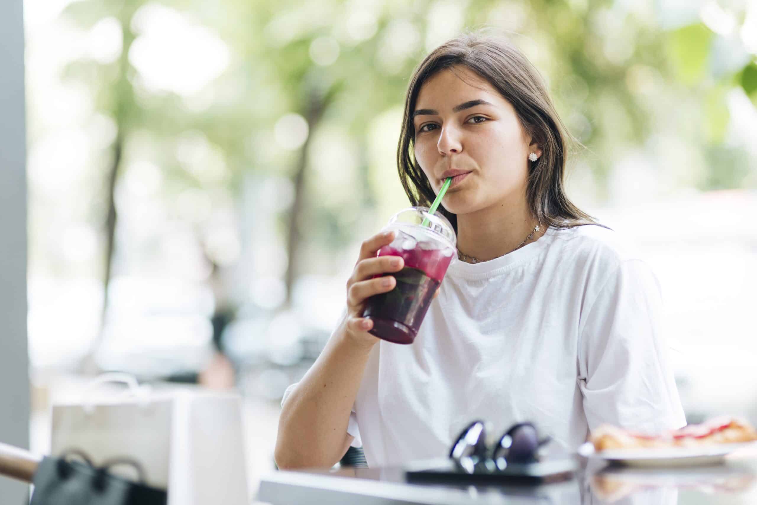 5 Vital Tart Cherry Juice Warnings (2024) 3 Tart Cherry Juice Warnings